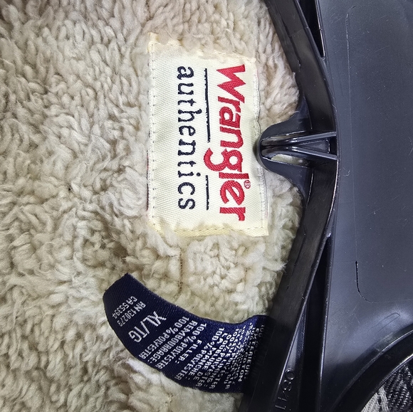 Wrangler Mens Sherpa Lined Red/Black Plaid Flannel Jacket Relaxed XL - Picture 3 of 8